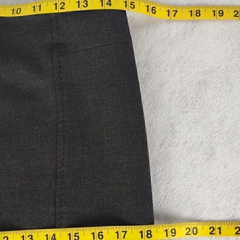 Ann Taylor LOFT Petites Women's Dark Gray To Black Lined Pencil Skirt Size 6P - Picture 9 of 11